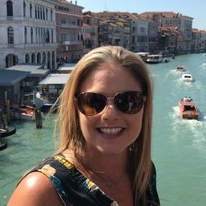 Meet your Posher, Diane